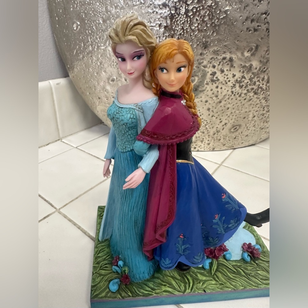 Walt Disney Showcase Collection! New